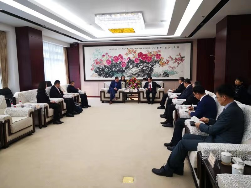 200103 姜有为会见贝卡尔特集团.jpg